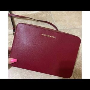 Micheal Kors Crossbody